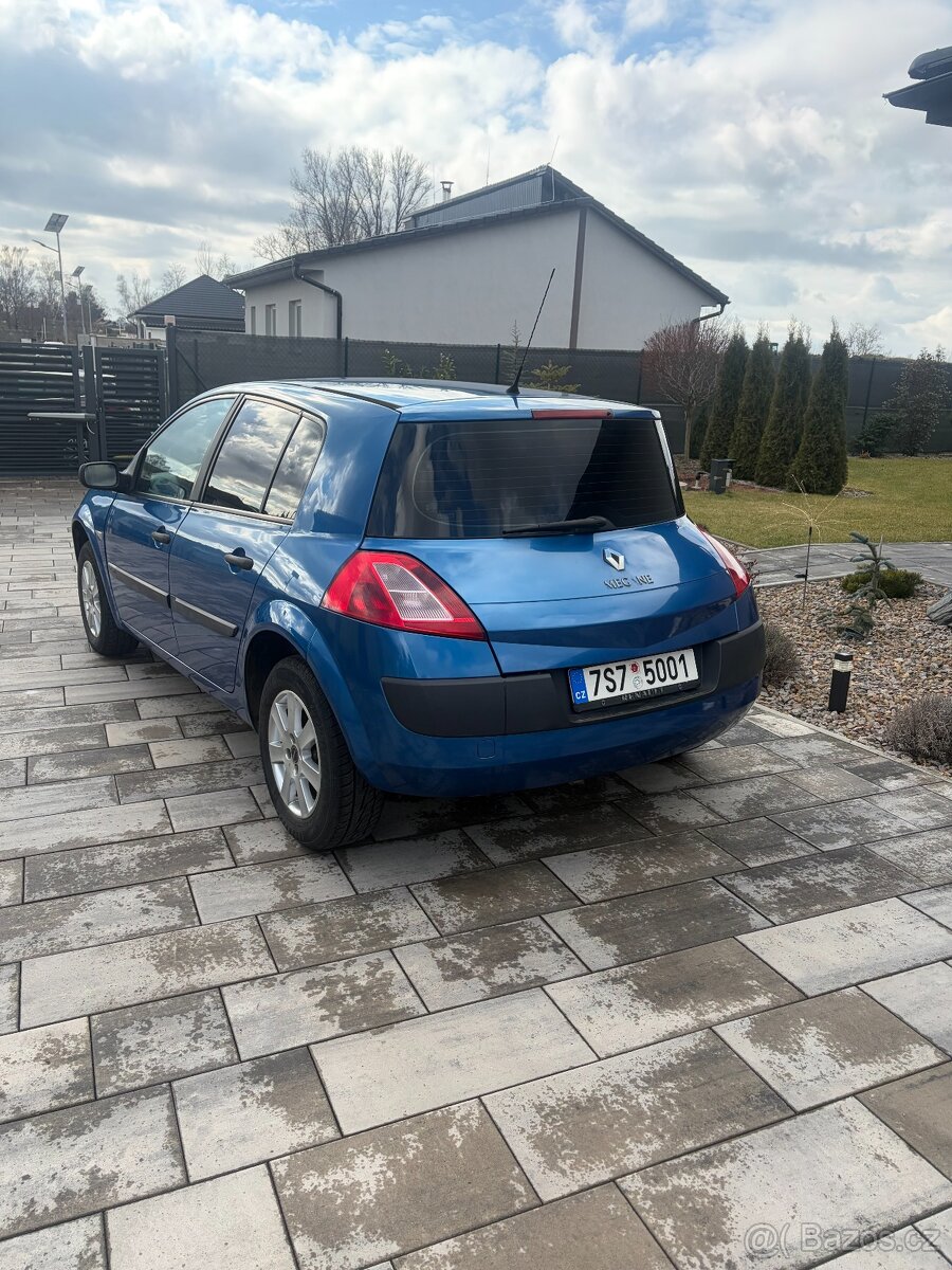 Prodám Renault Megane Hatchback 1.4 72 kW - 5