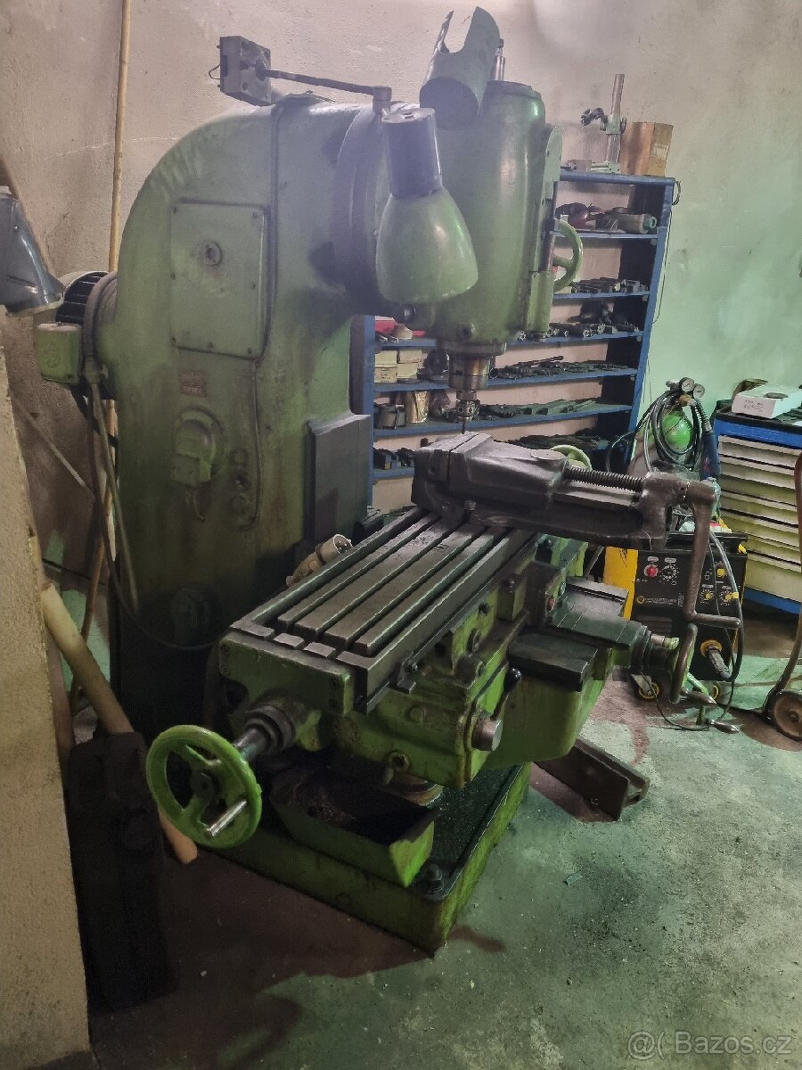 Prodam svislou frezku F2-250 - 5