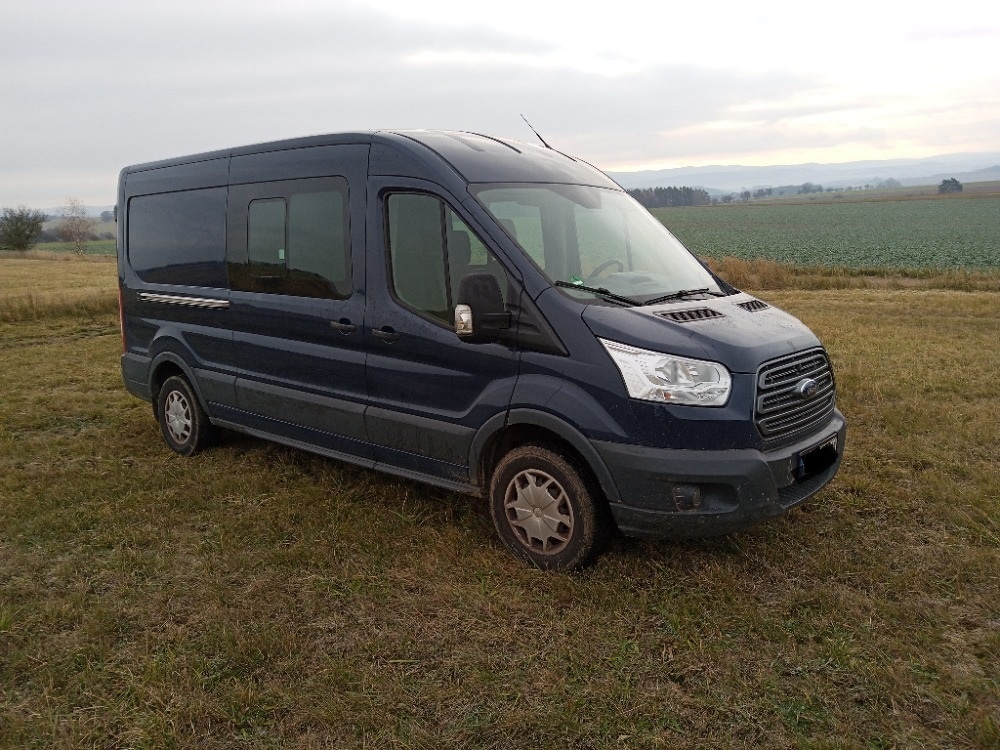 Ford Transit 350L 2.0Tdci L3H2 7 míst - odtahový speciál