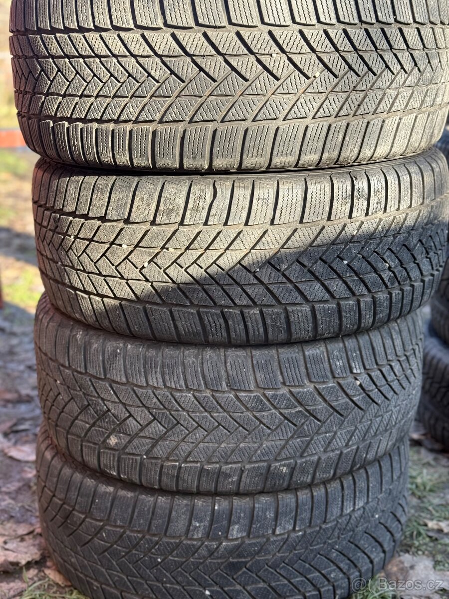 Prodam sady zimních pneu Matador 245/45r18 - 5