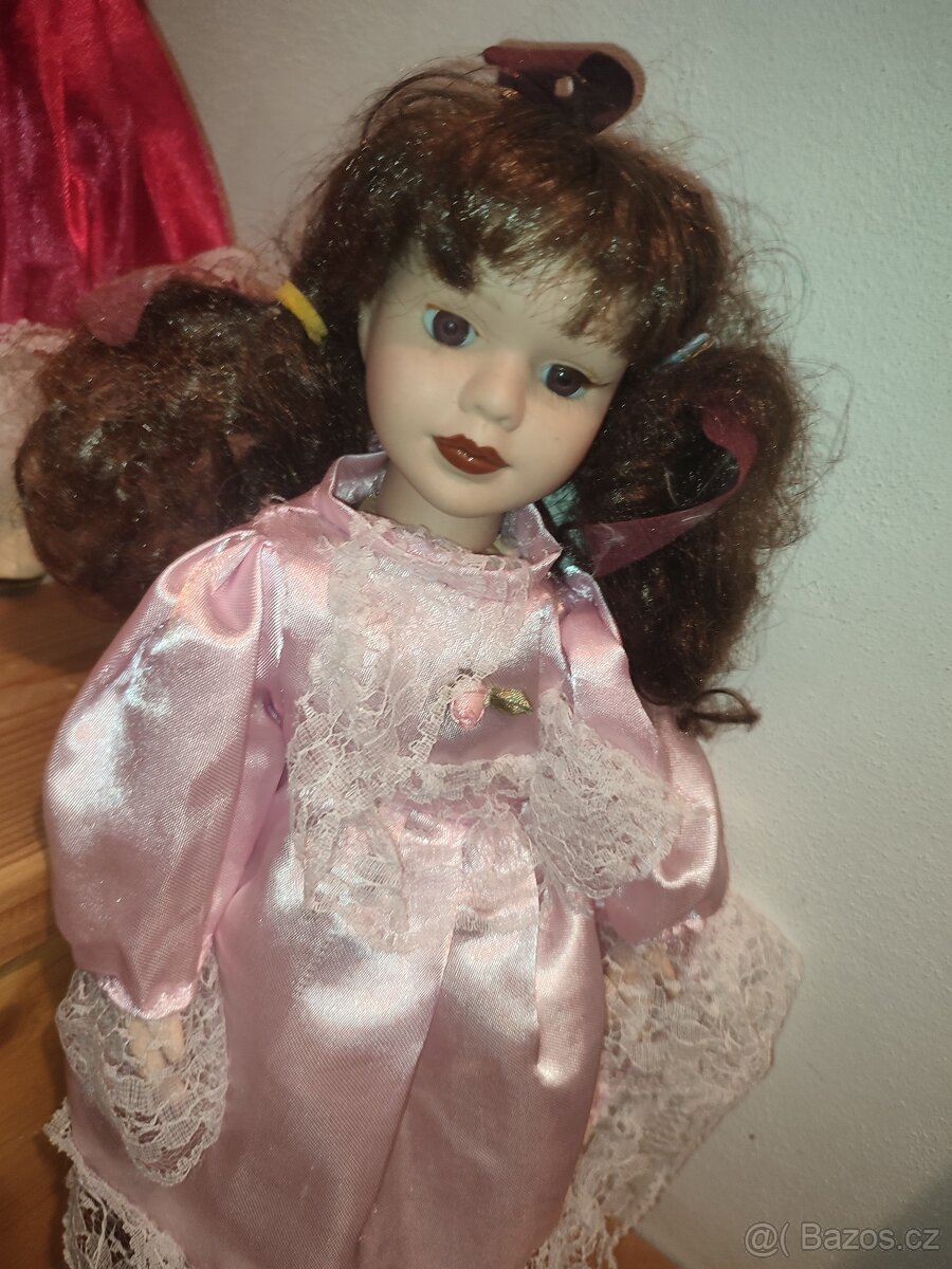 Porcelánová panenka 38cm - 5