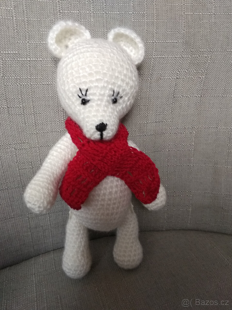 Háčkovaný věnec s medvídkem 30 cm - 5