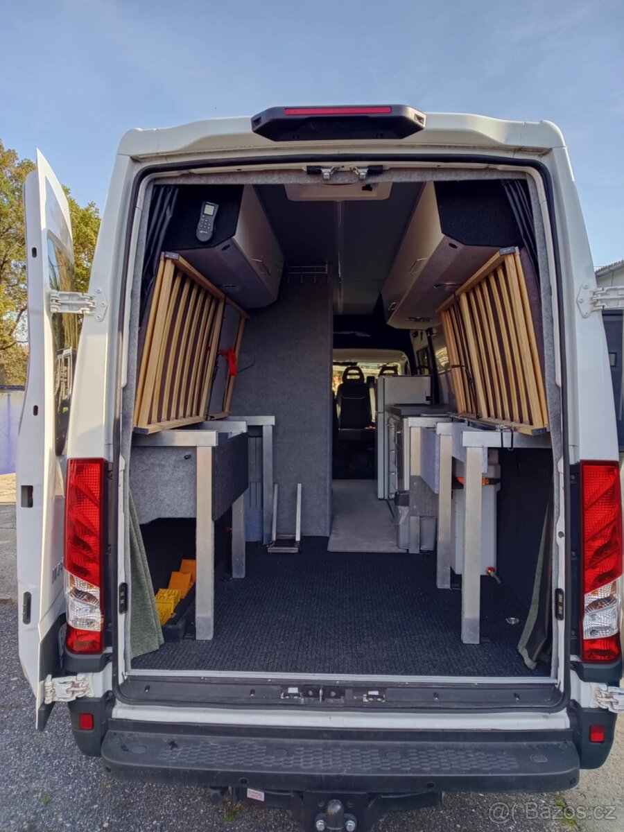 Obytný automobil IVECO Daily - 5