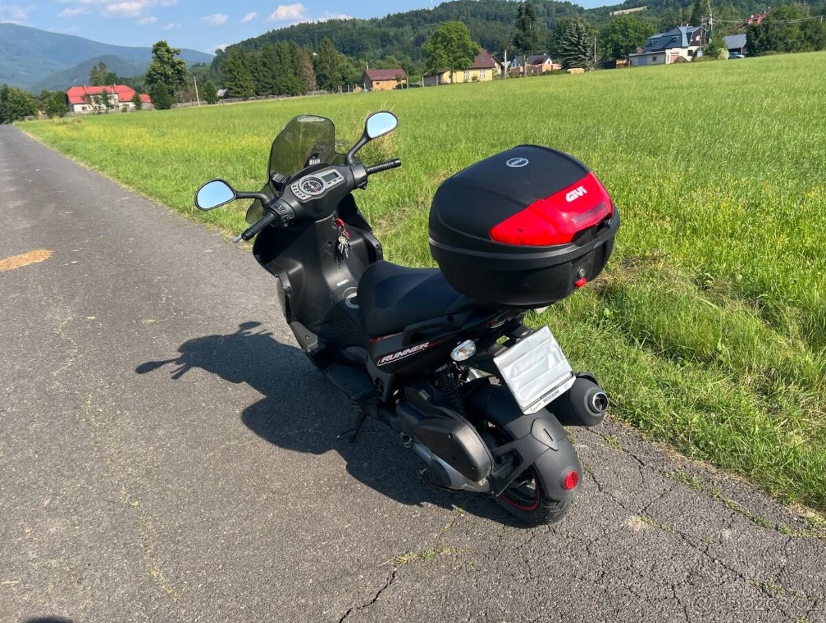 Gilera Runner 200 ST - 5