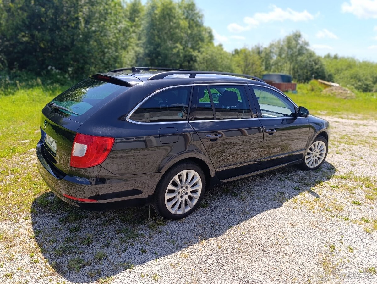 ŠKODA SUPERB COMBI 2.0TDi 4x4 ,, ELEGANCE " - 5