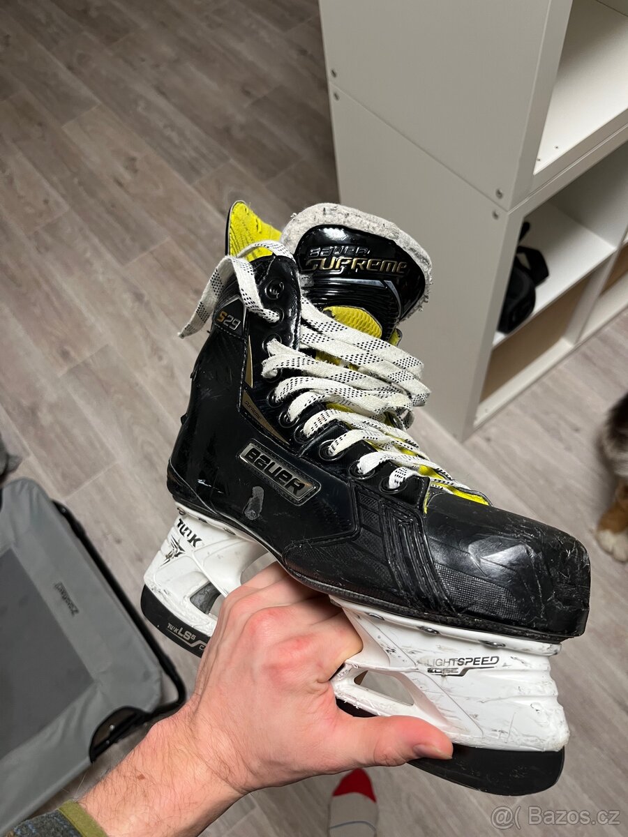 Brusle Bauer Supreme S29 - vel. 42,5 - 5