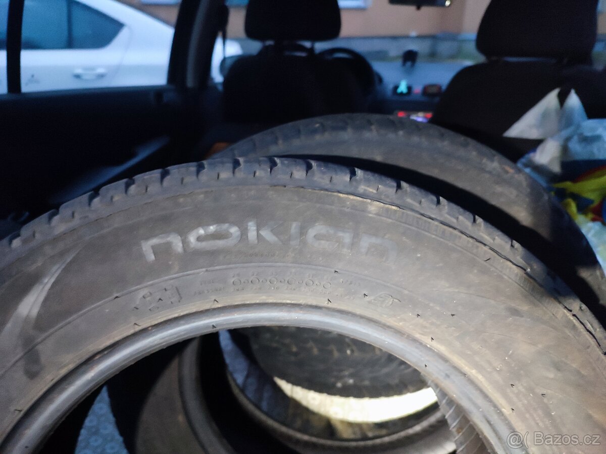 Zimni Nokian 165/70 R14 - 5