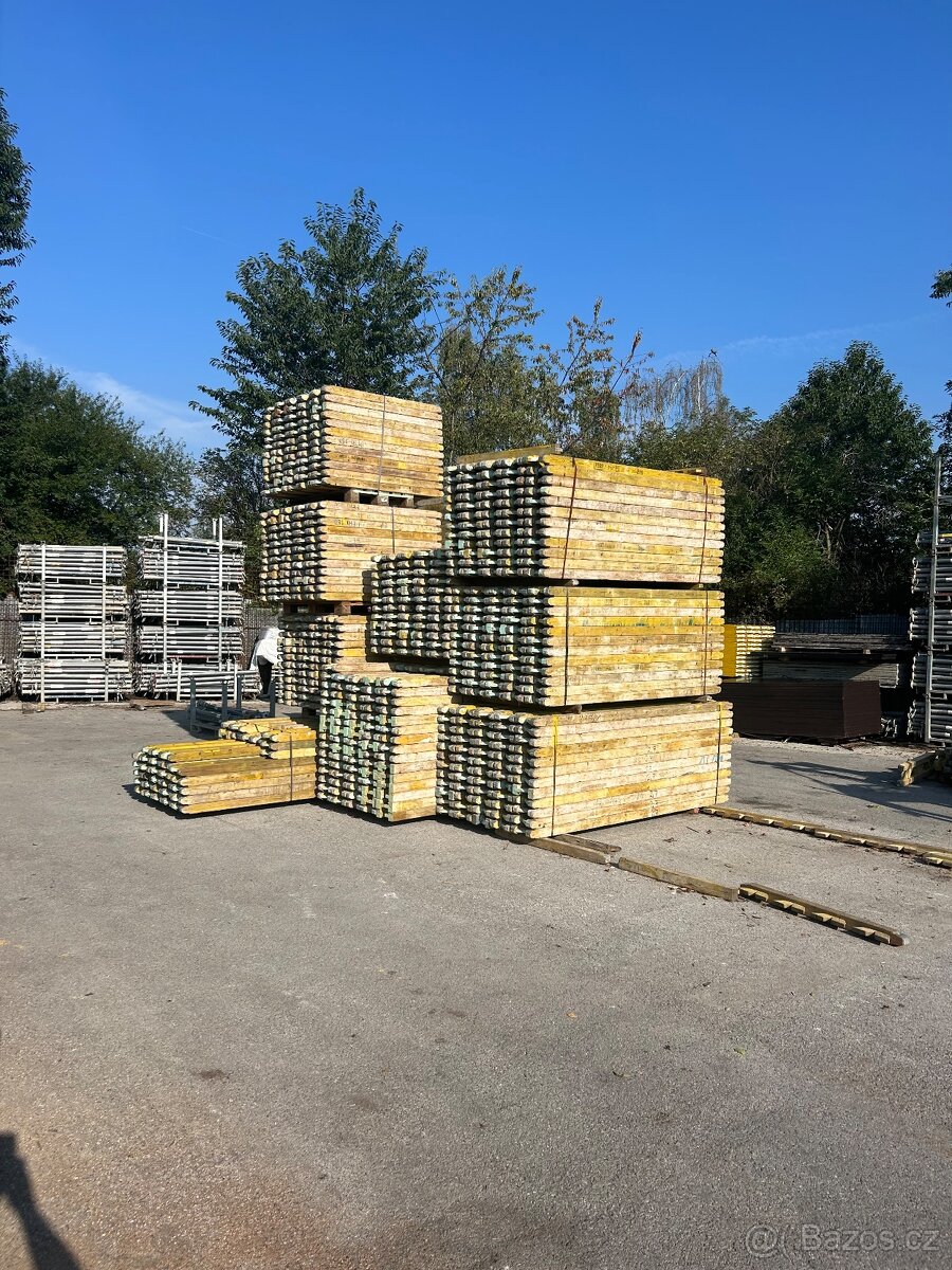 Stropni Bedněni Peri pronájem - 5