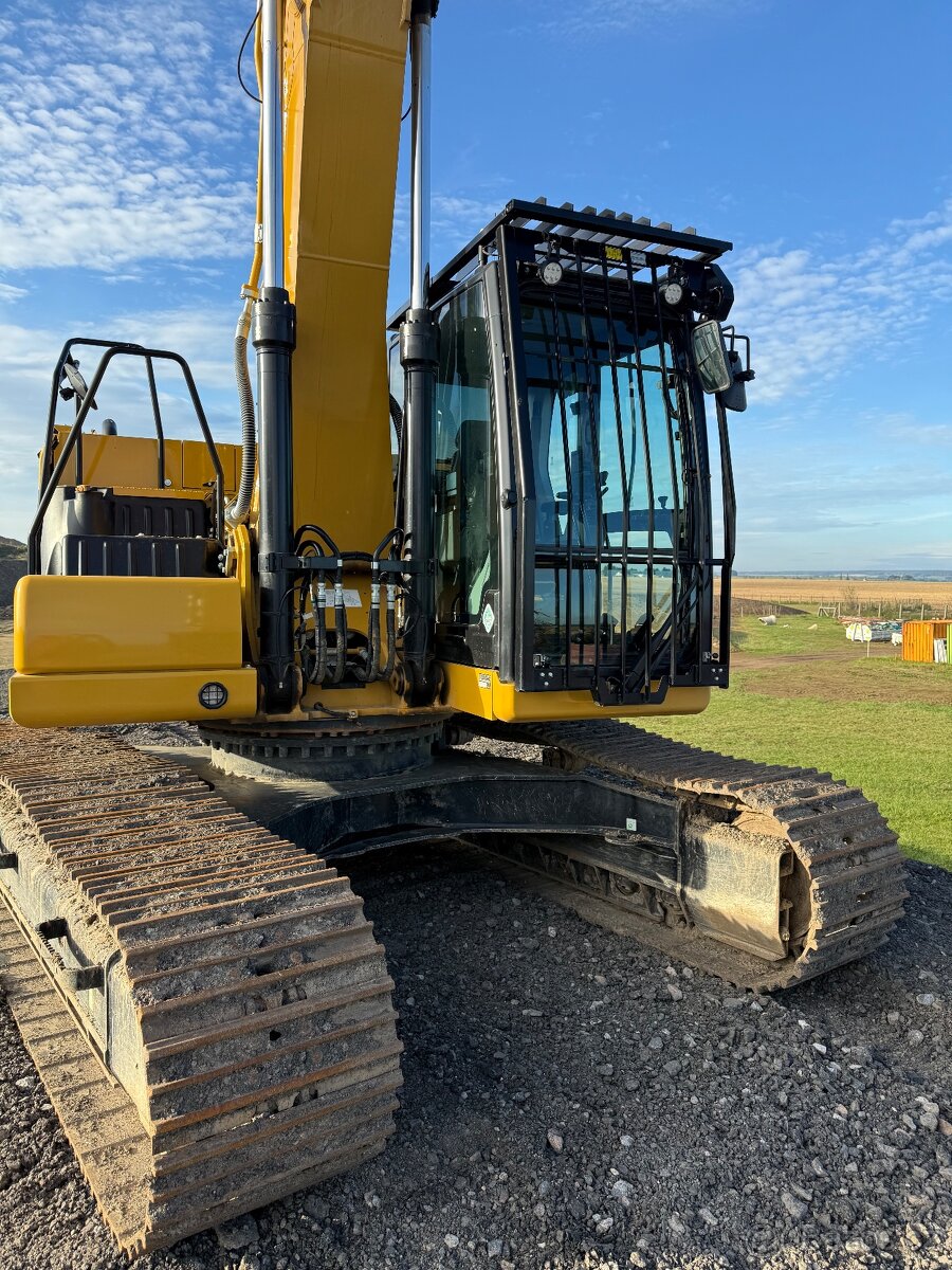 CAT 323 ENGCOM EPS kleště TOP STAV - 5