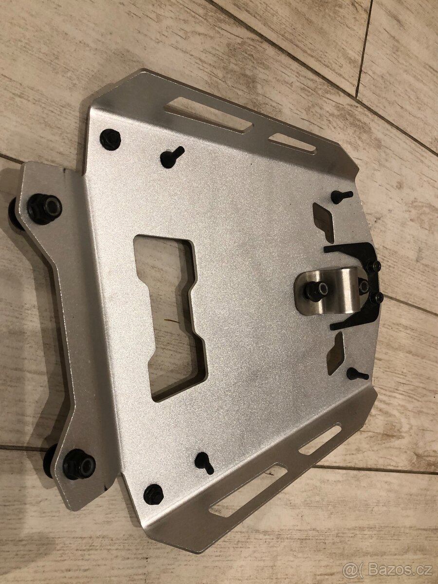 Plotna Givi na BMW r 1250 GS - 5