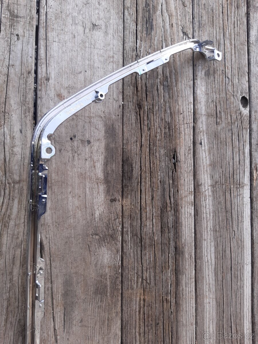 Toyota Auris lišta nárazníku - 5