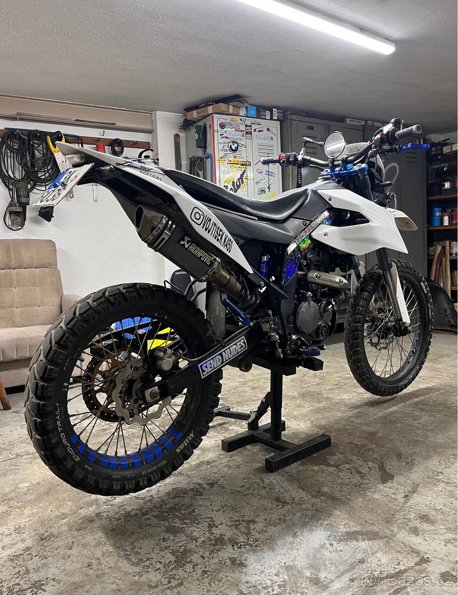 UM DSR 125 EX 2022 - 5