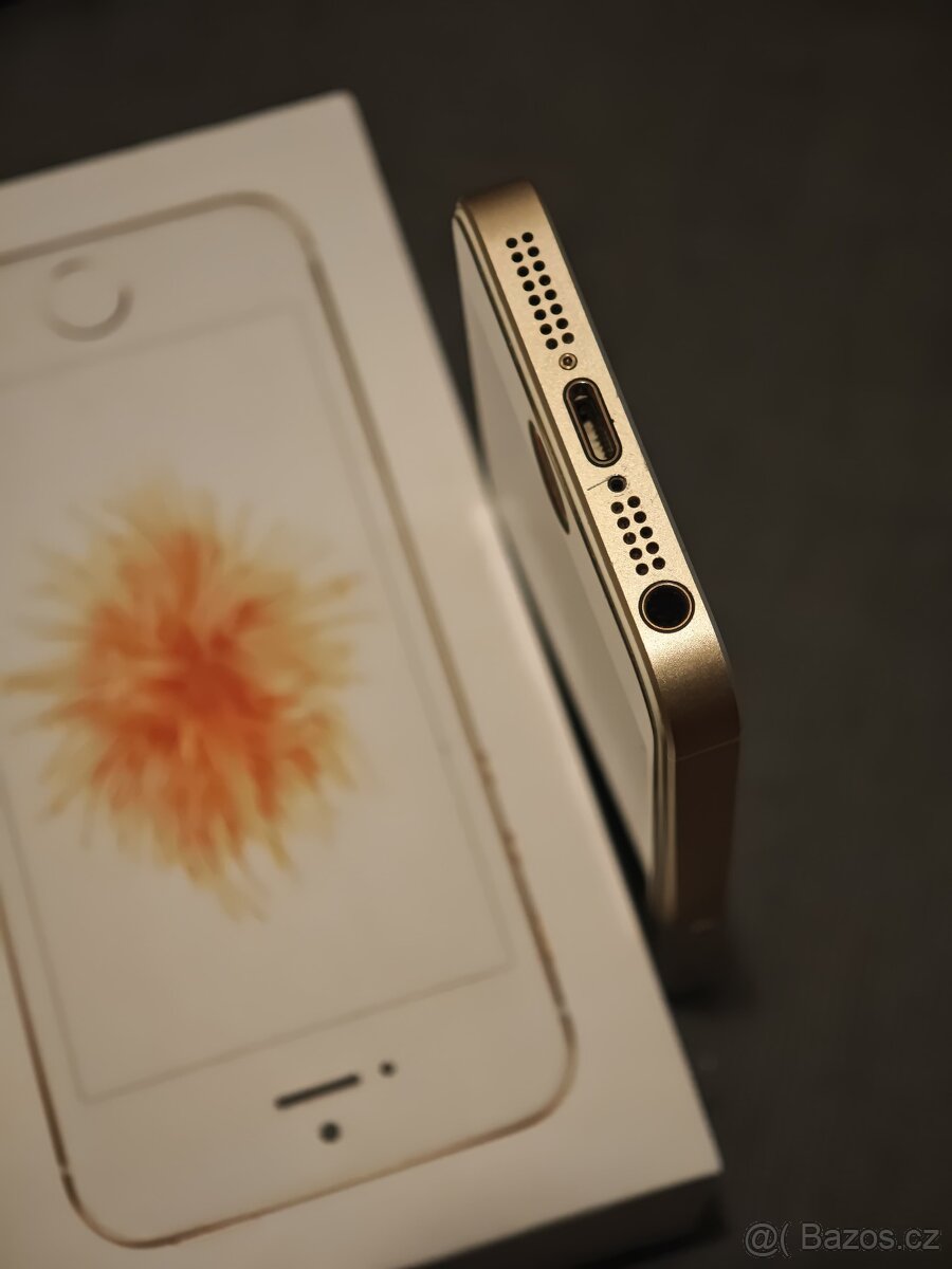 iPhone SE 64 GB - 2016 1. generace - 5