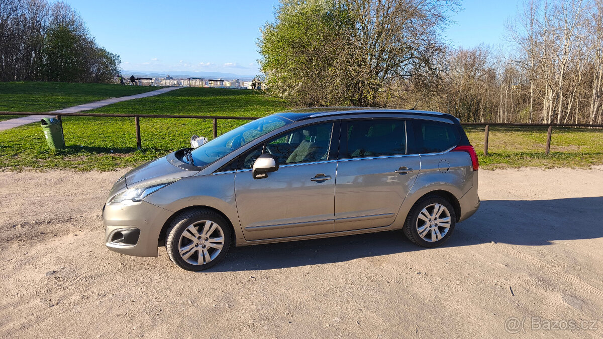 Peugeot 5008 Allure , objem 1,6 HDI - 5