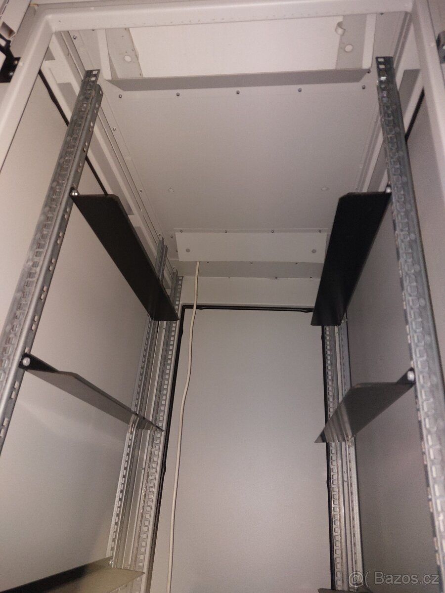 Rack s chlazením, racková skříň s klimatizací. - 5