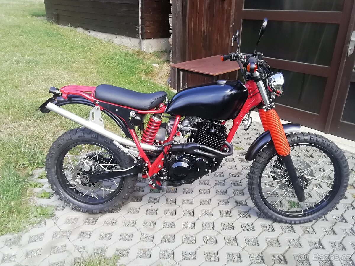 Prodám scrambler yamaha XT 600