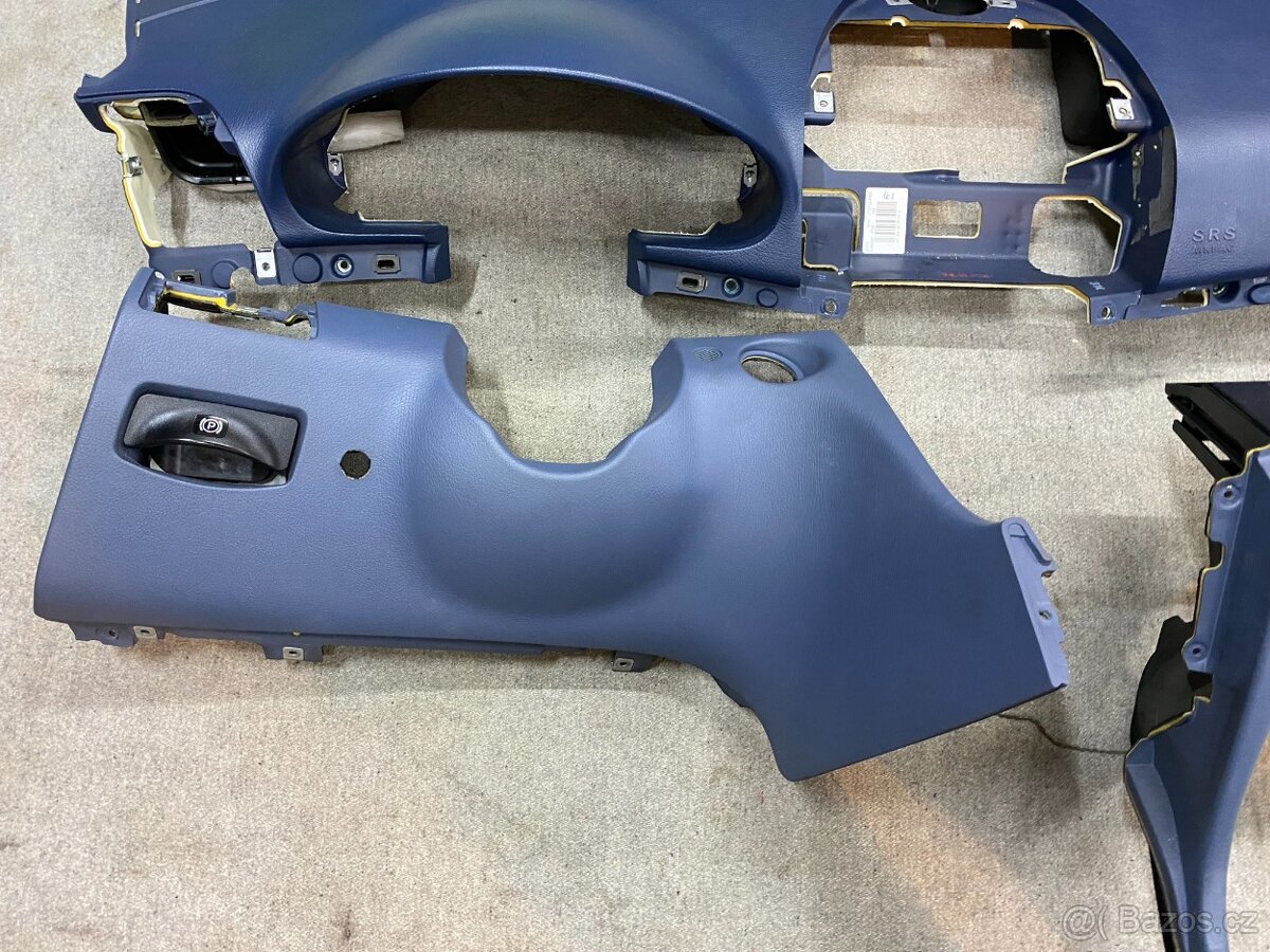 Mercedes w211 palubní deska - 5