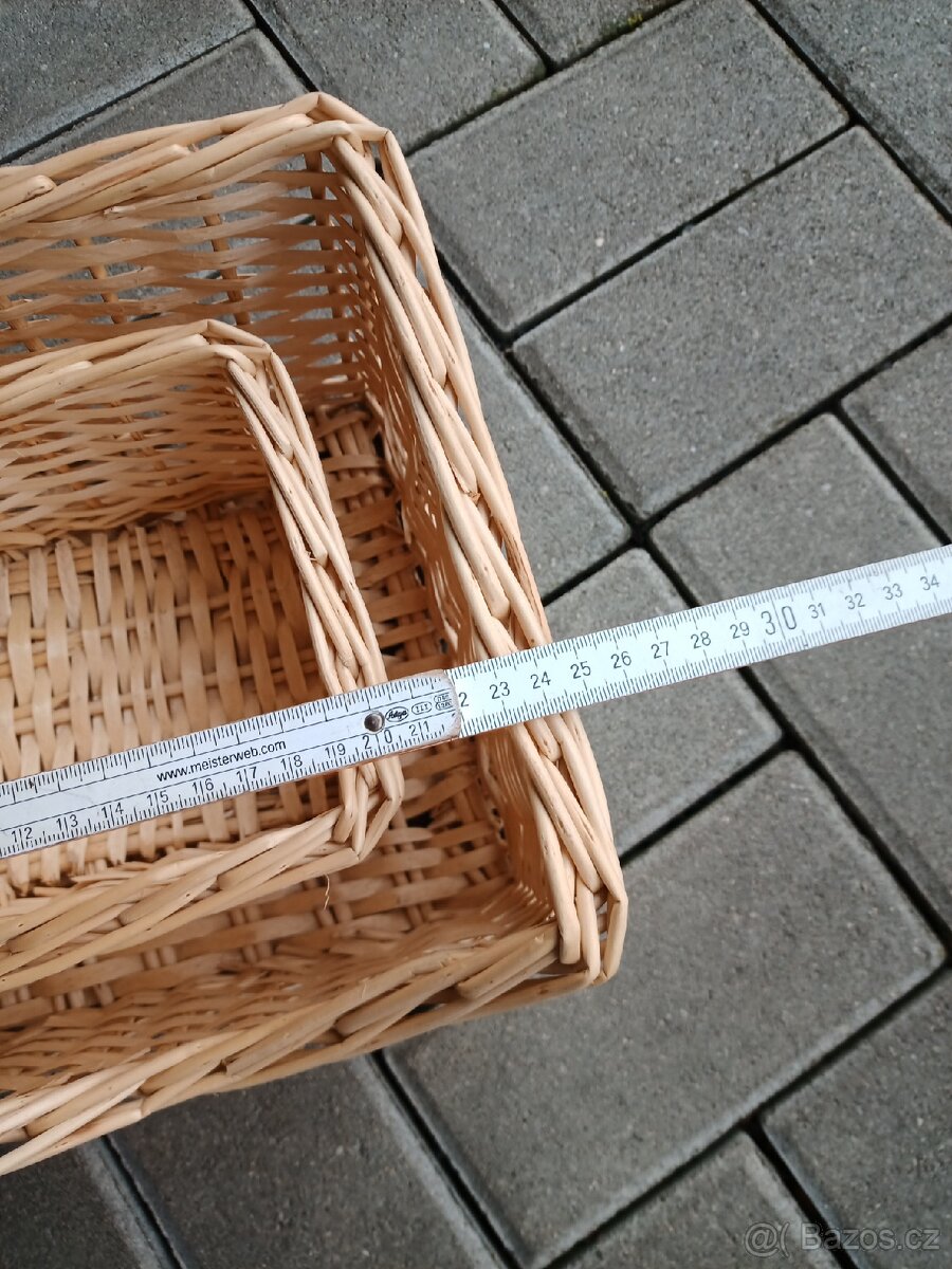 Pletené proutěné koše jako obal na květináče - 5