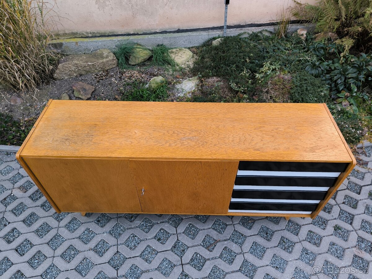 Retro komoda U-460 Jiří Jiroutek - Brusel 60. léta - 5