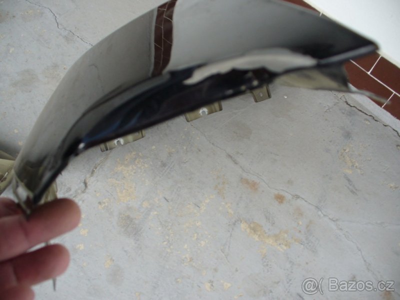 Přední blatník na Škodu Superb III - 5