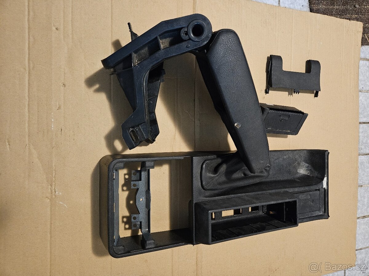 BMW E36 loketní opěrka sedan Touring coupé - 5