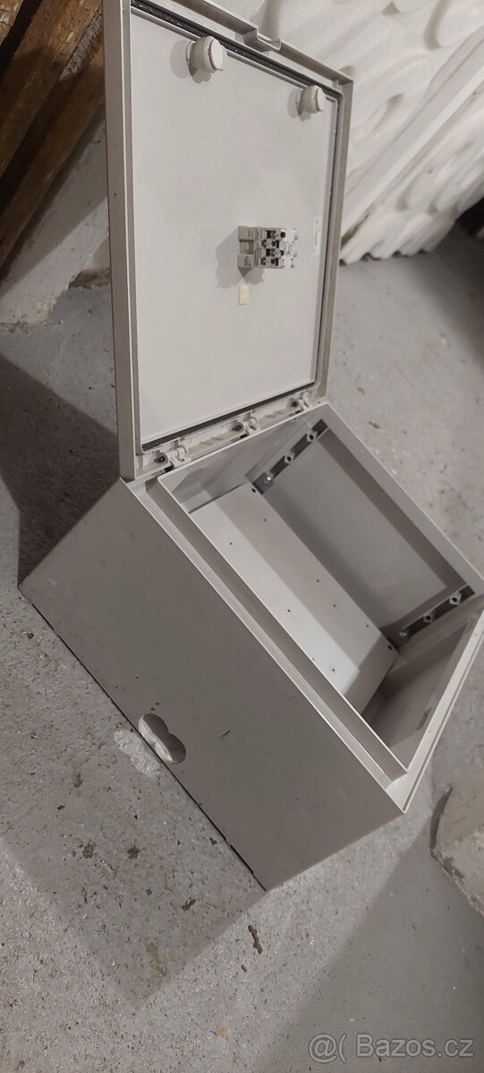 Rozvaděč prázdný - 5
