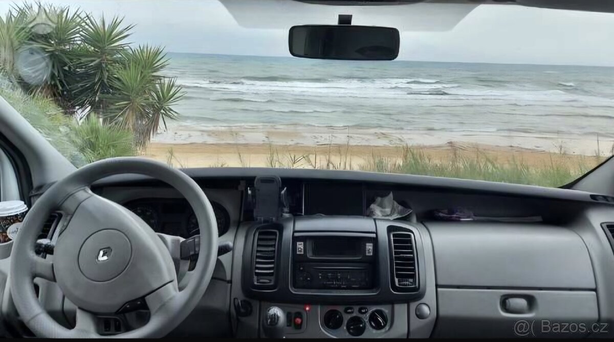 Renault trafic 2.5 tdci 90kw obytná - 5