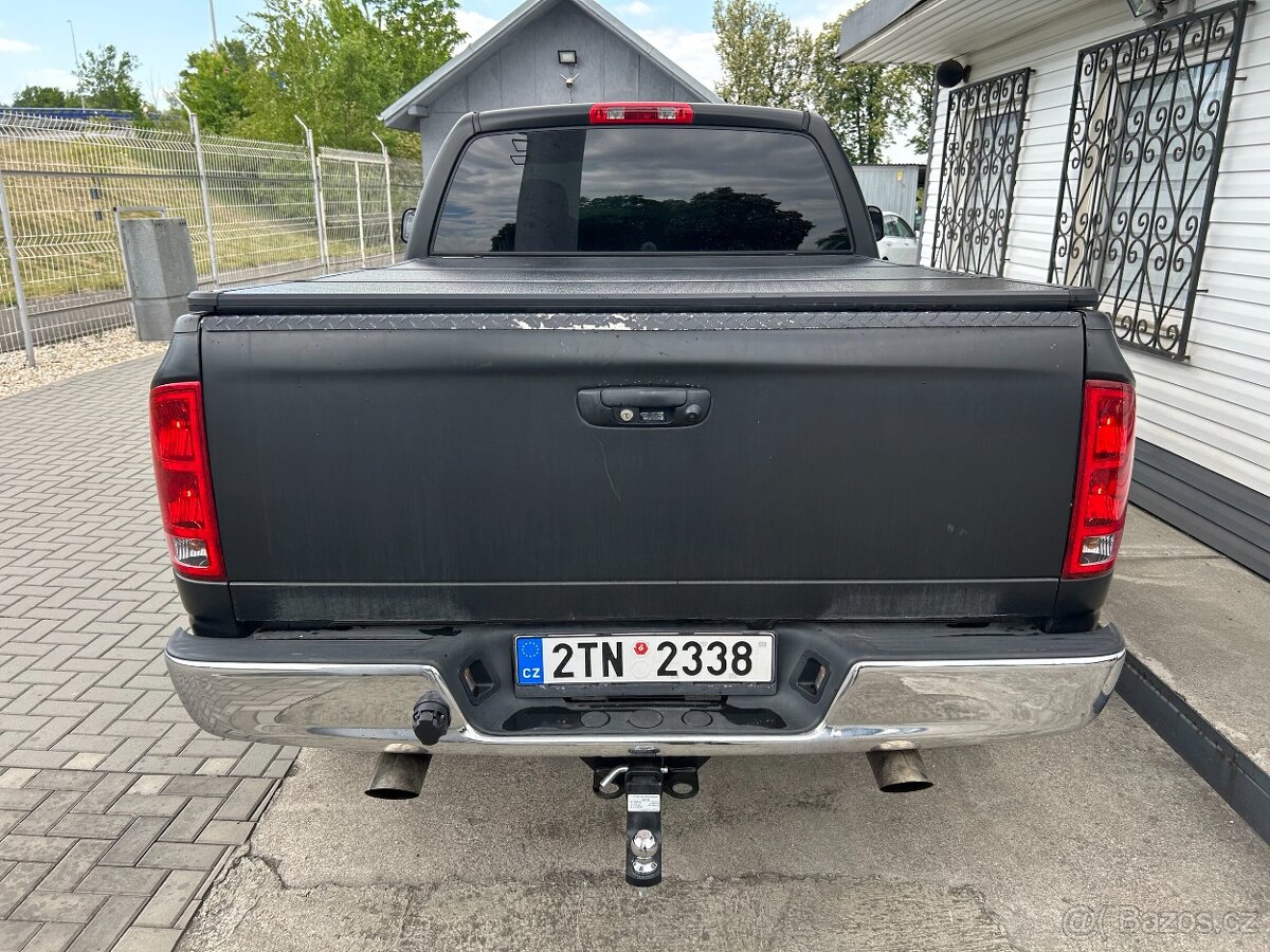 Dodge Ram 1500 zadní náhon HEMI 5,7 Magnum