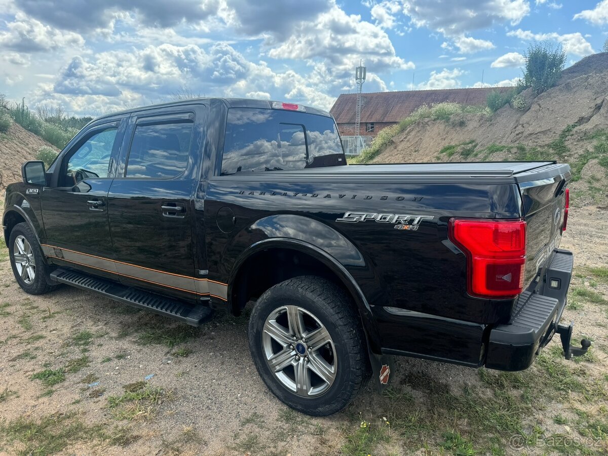 Ford F-150 Lariat 5.0 V8 Harley-Davidson