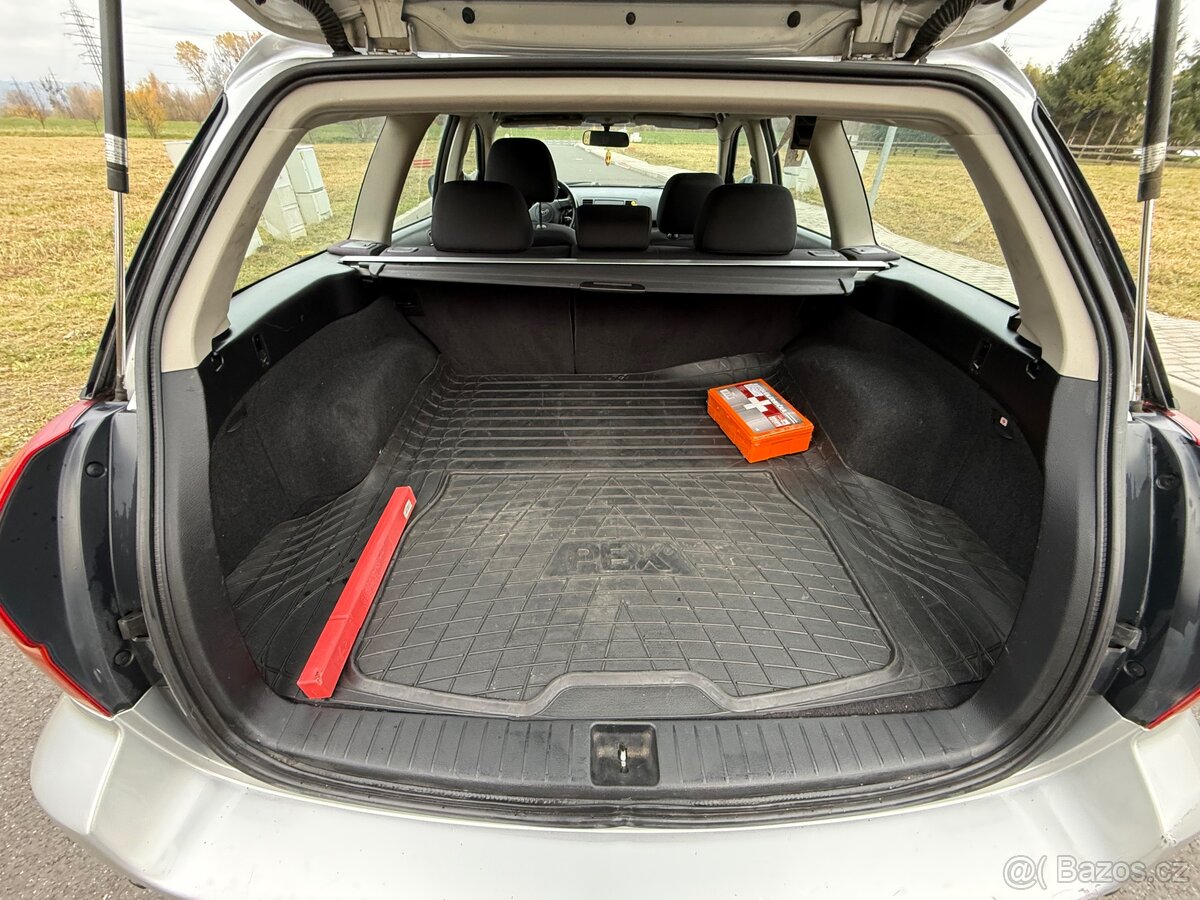 Subaru Outback Legacy 2.5i 4x4, r. 2004 121KW - 5