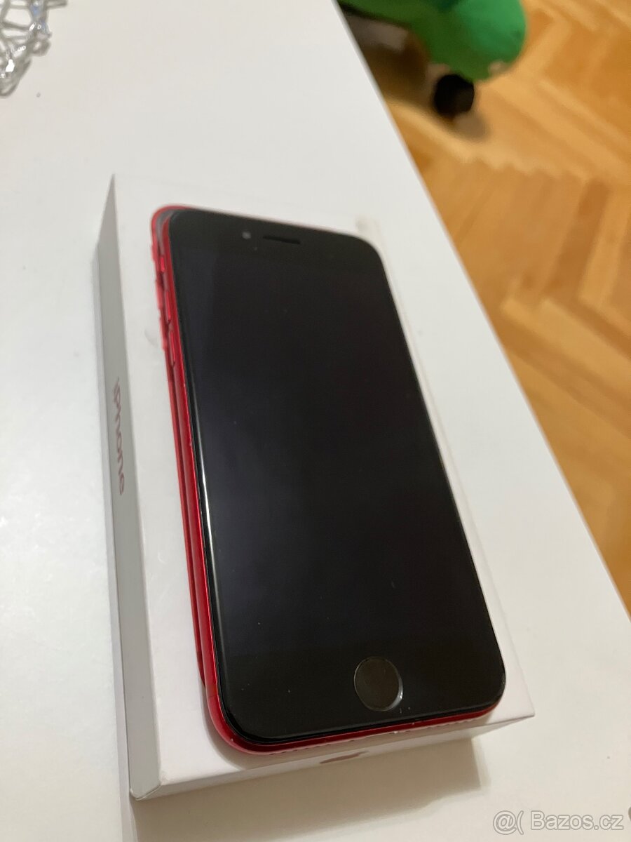 iPhone 128GB - Nová baterie, pěkný stav - 5
