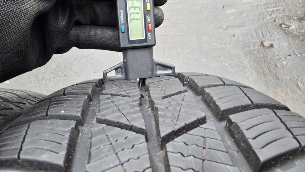 Zimní pneu 205/55/16 Barum - 5