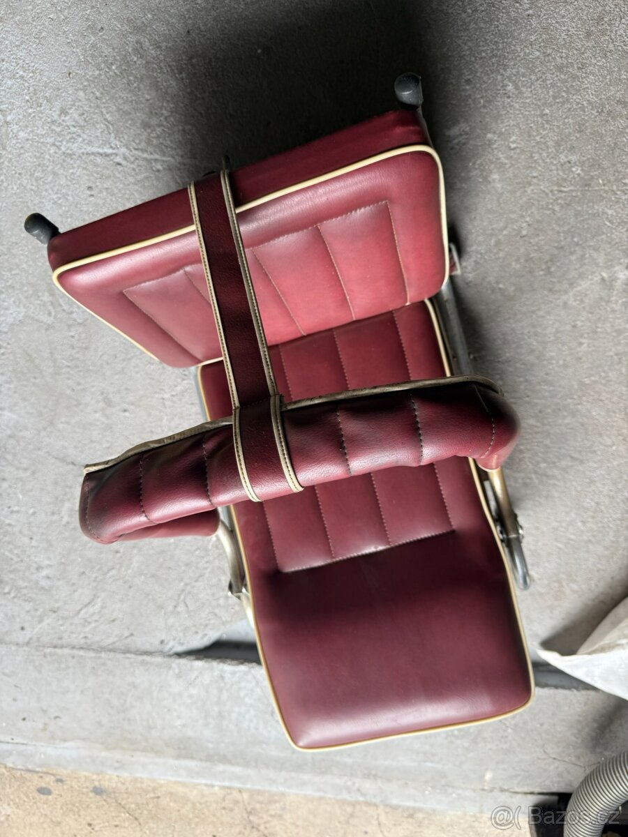 Retro autosedačka - 5