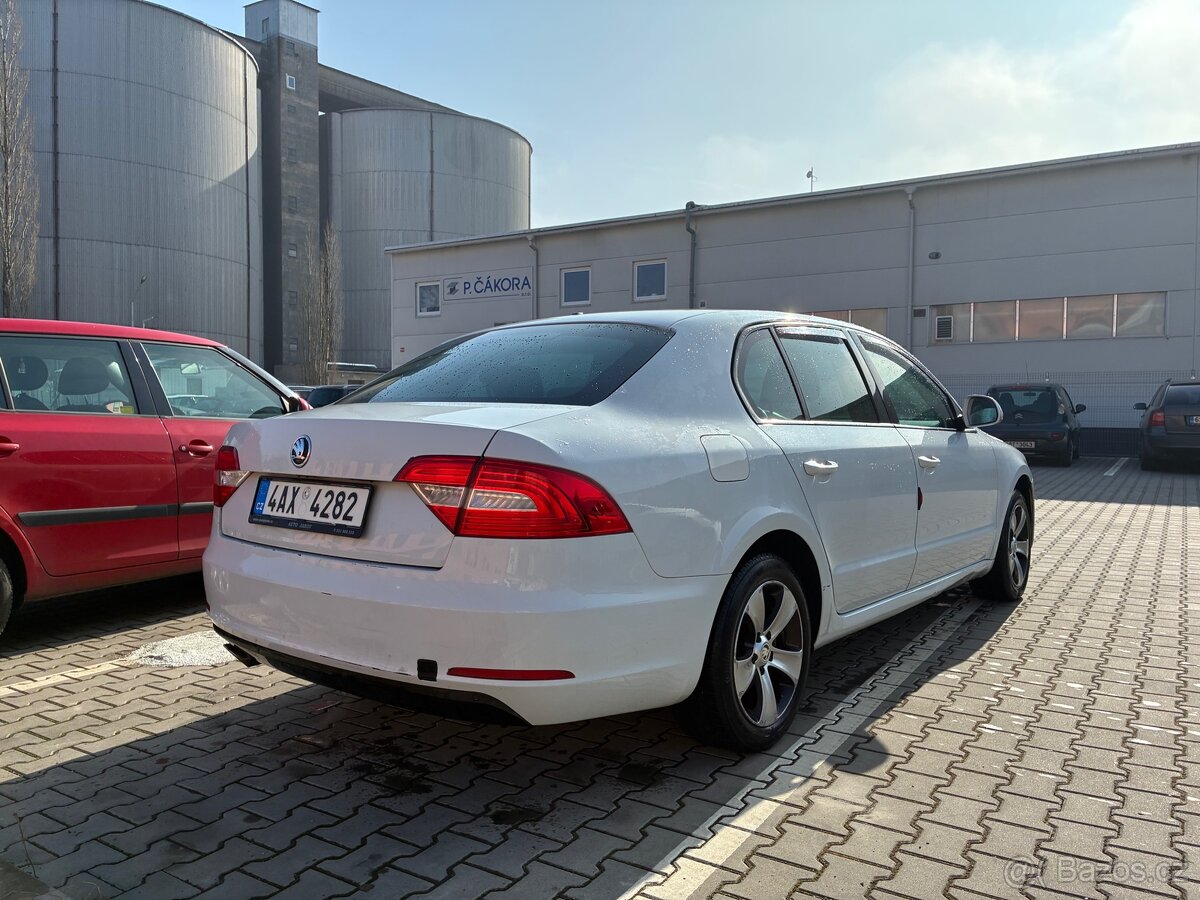 Superb II facelift - 5