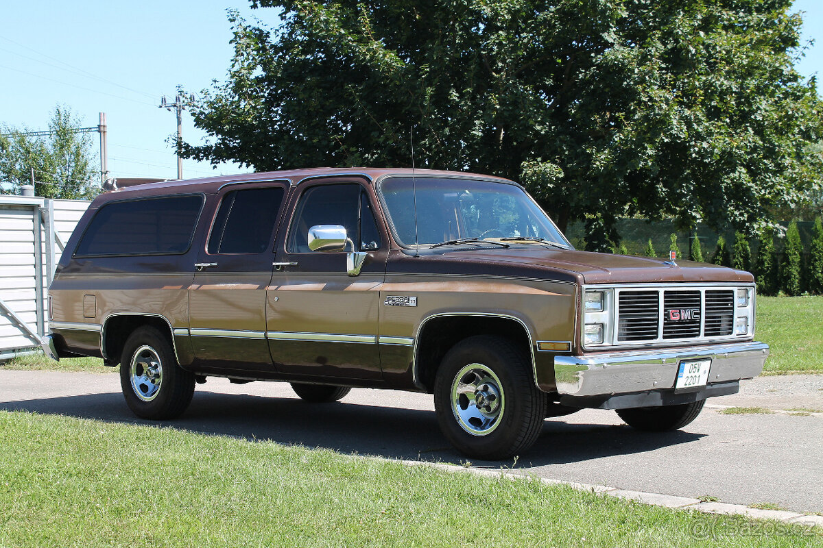 1988 GMC Suburban Sierra Classic 1500 2WD 5.7 V8 - 5