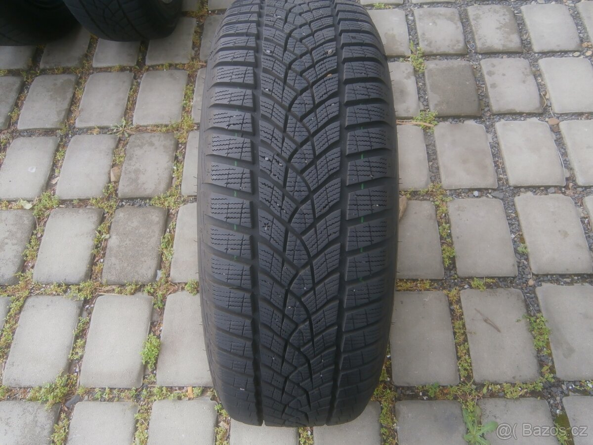 ZIMNÍ ALU KOLA 5 X 112 215 55 17 - 5