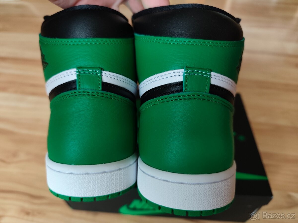 Nike Air Jordan 1 Retro High OG Lucky Green - 5