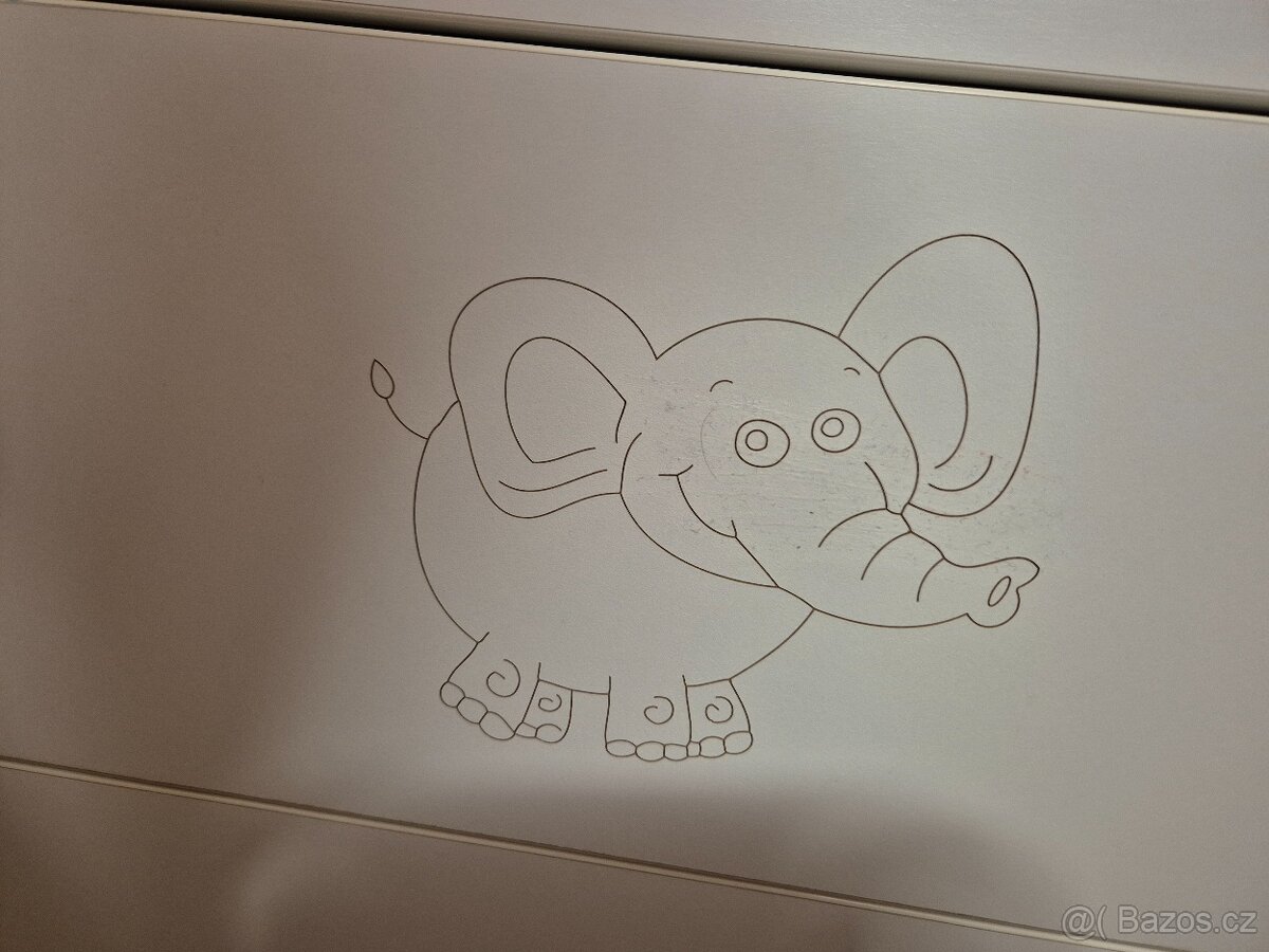 Komoda s přebalovacím pultem - 5