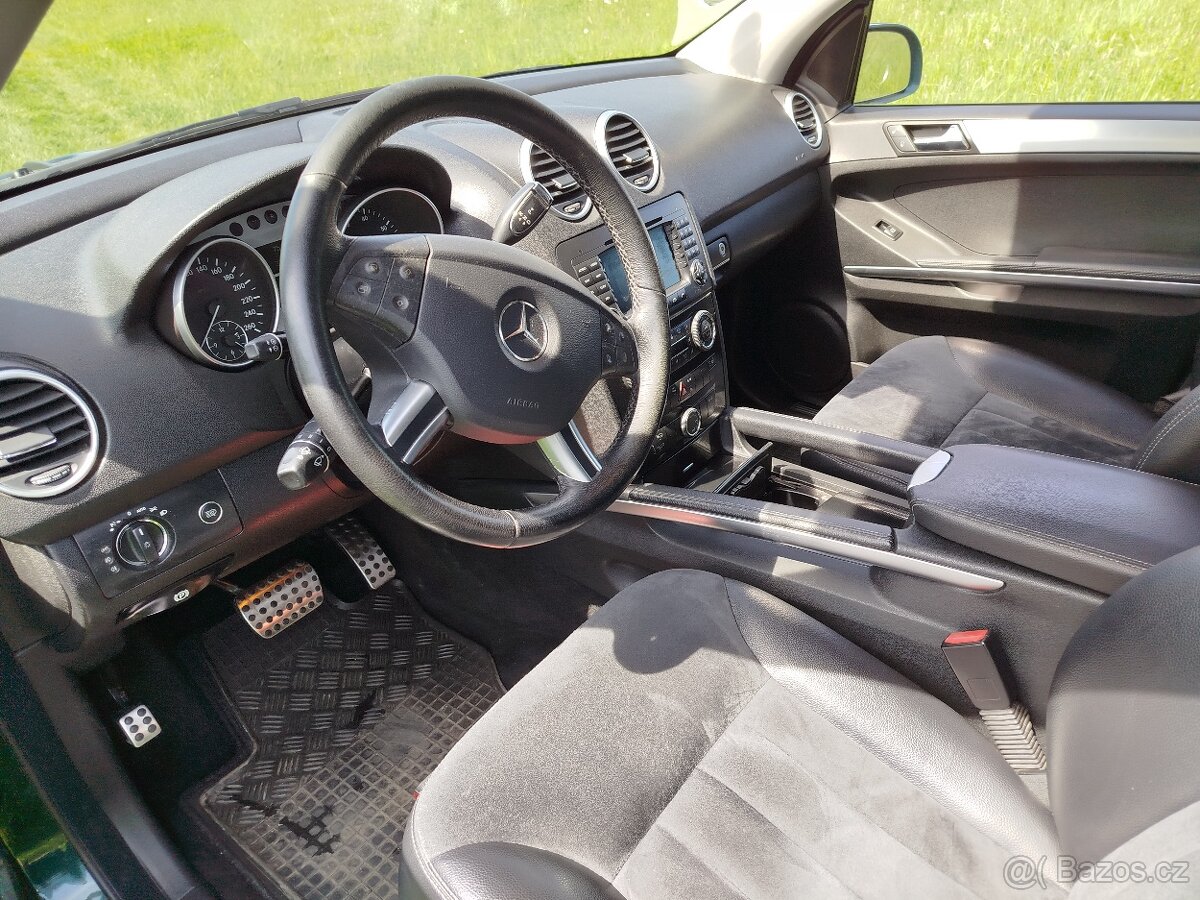 Mercedes - Benz ML 500