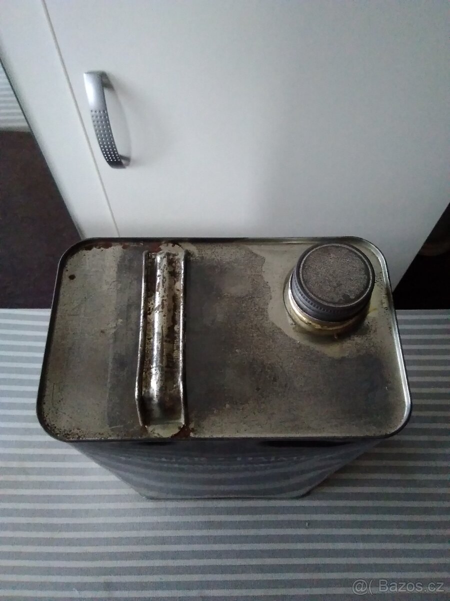 Prázdná retro plechovka od oleje 5l Havoline. - 5