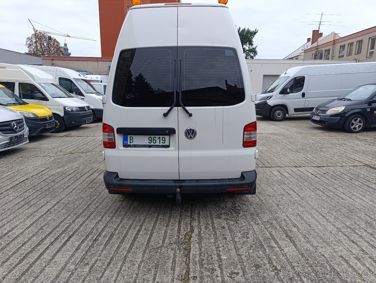 Volkswagen Transporter T5 8 míst 103kw - 5