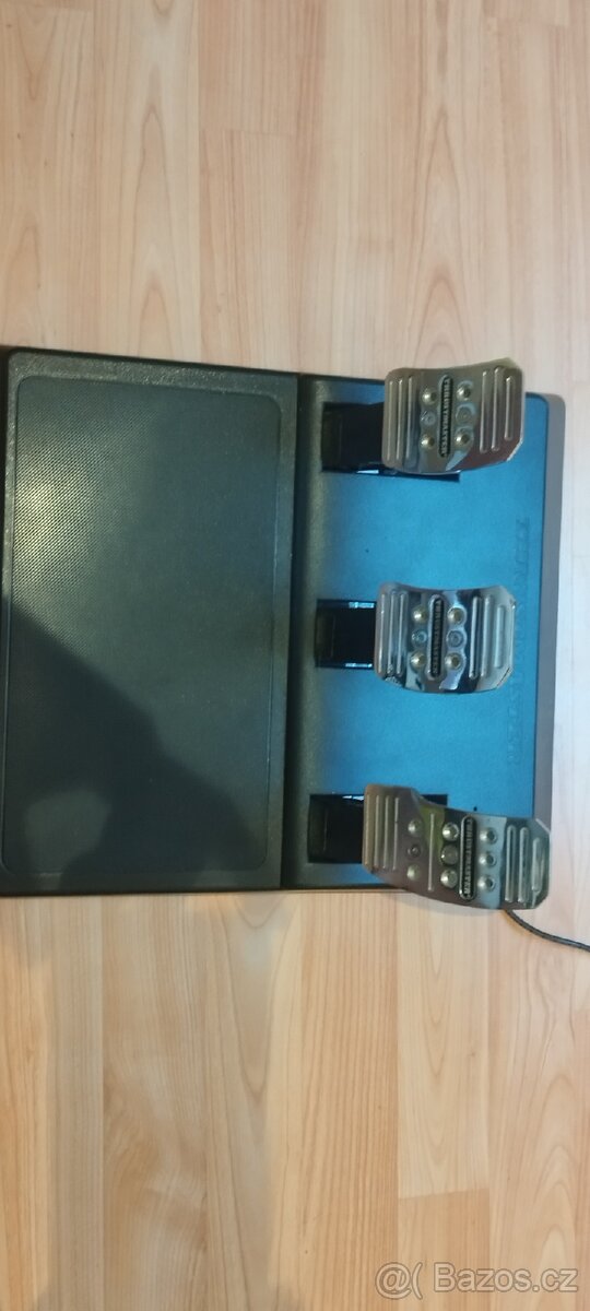 Thrustmaster TMX PRO - 5