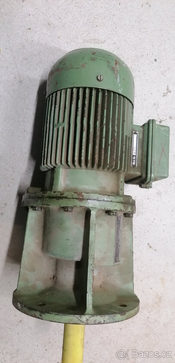 Elektromotor s převodovkou - 5