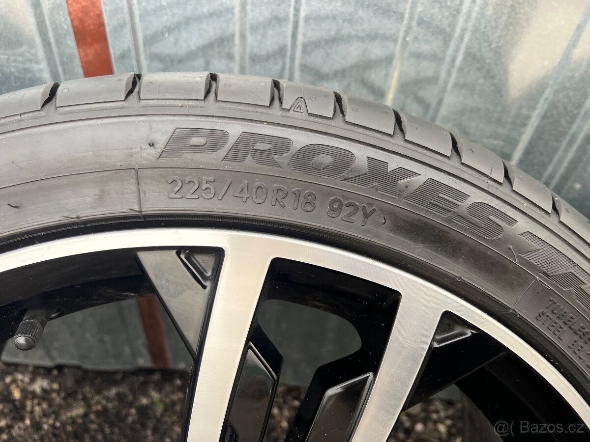 Originální letní sada VW 225/40R18, 6,5mm - 5