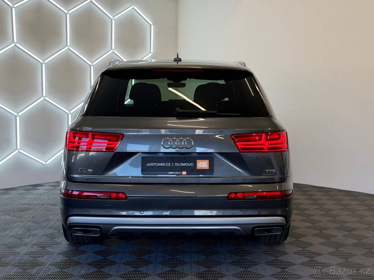 Audi Q7, 3.0 TDI 4x4/S-LINE/7.MÍST - 5