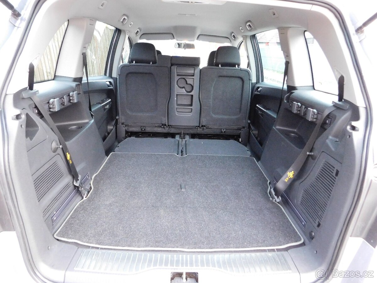 Opel Zafira 1.9 CDTi,,7 míst,,tažné zařízení,,NOVÉ ROZVODY - 5
