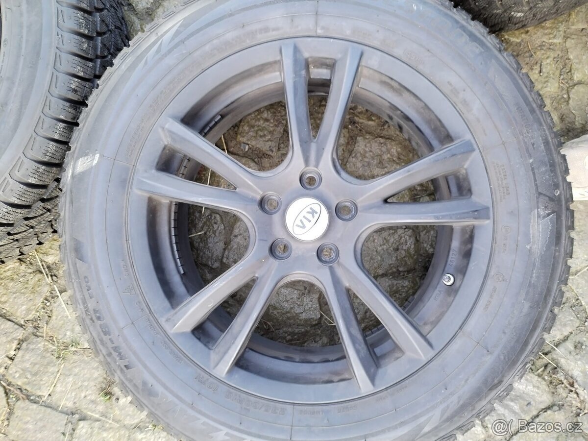 kia sportage disky 5x114,3 R18 + 235/60/18 zima - 5