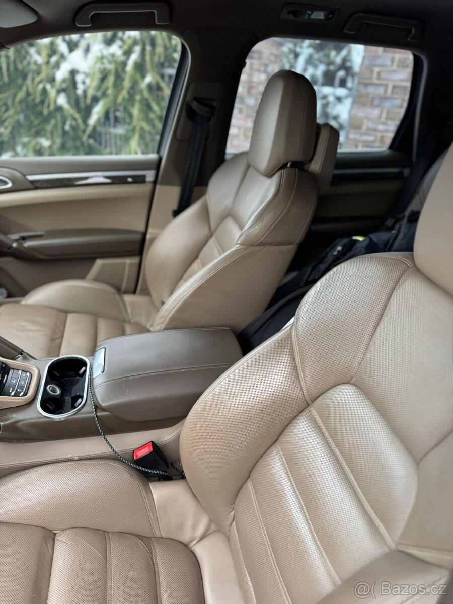 Porsche Cayenne 3.0 V6 Hybrid, 4x4 - splátky bez registru - 5