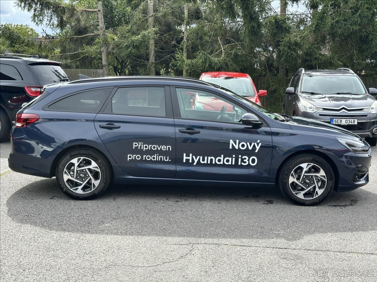 Hyundai i30 1,5 Family,DPH,Záruka do 2030 (2025) - 5