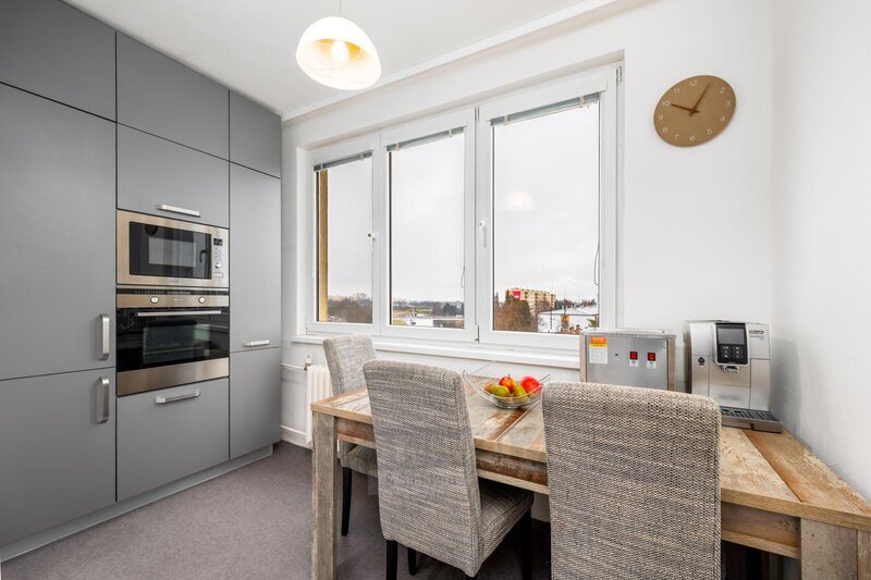 Modernizovaný příjemný byt 2+1 s balkonem v žádané lokalitě - 5